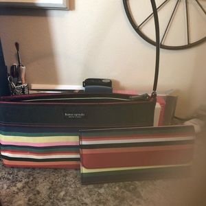 Kate spade purse with a wallet that goes with it
